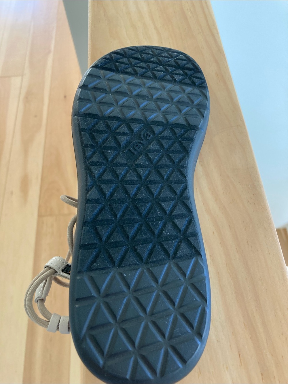 Teva Voya Infinity Sandals size 8 - Picture 4 of 4